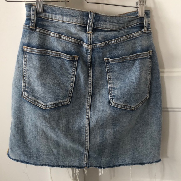 Wilfred free jean skirt size 6 - Picture 2 of 4